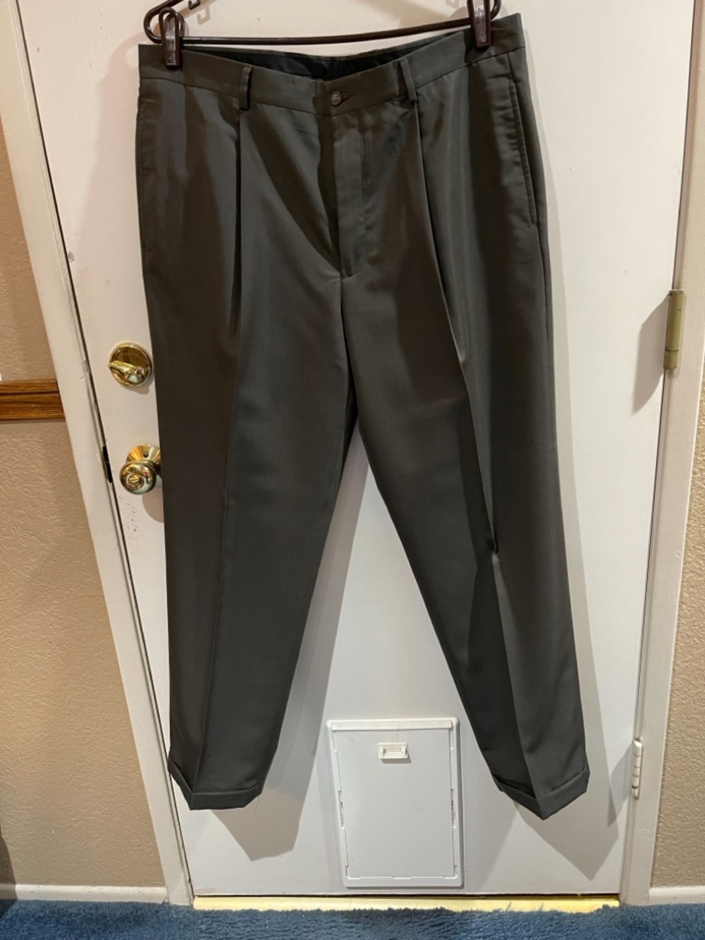 Liz Claiborne Men's Olive Green Dress Pants 36 X 32